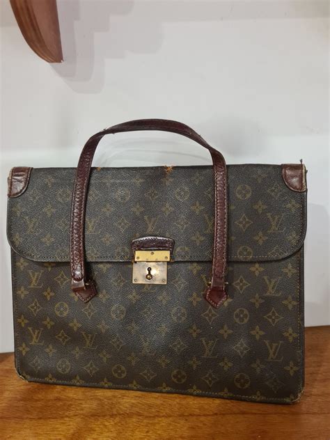 riparazioni louis vuitton